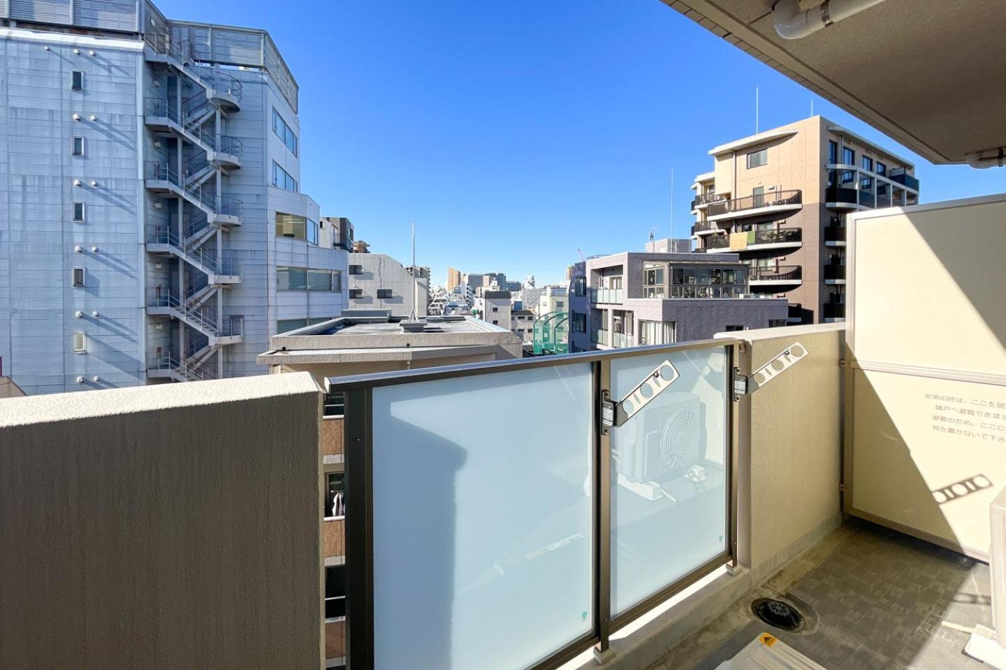 Crest Court Kagurazaka Apartment