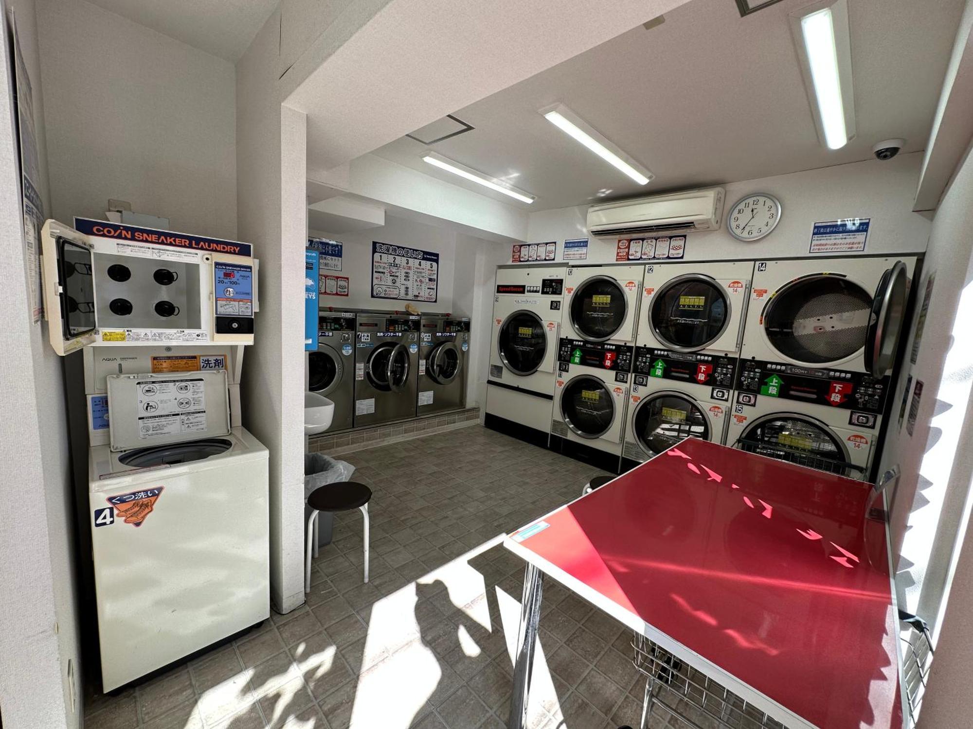 Apartment Max4people Shinjuku 7minutes Shibuya12 Minutes 5minutes Walk From Hatsudai Station Leon Shibuya Tokyo