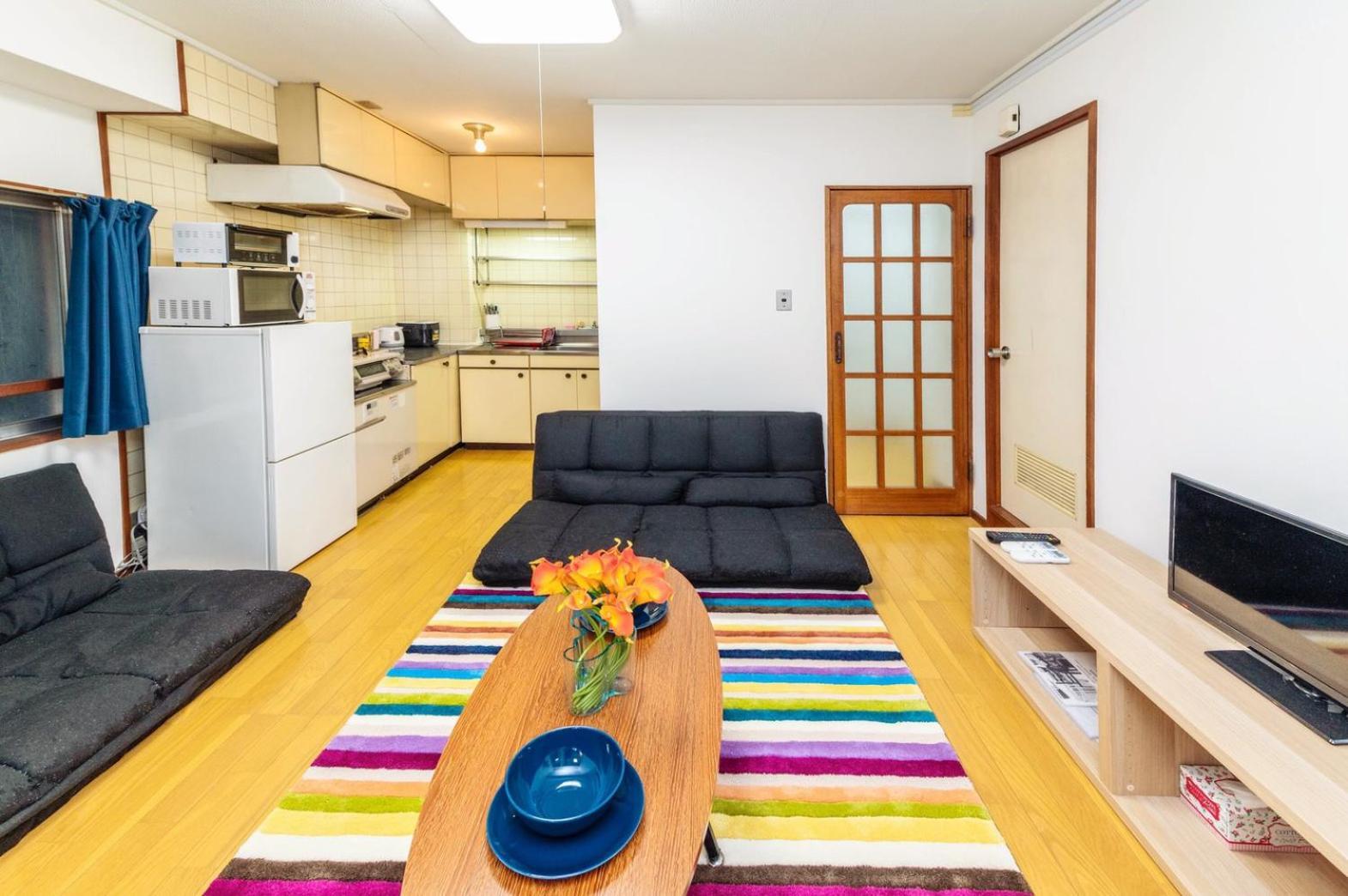 Apartment 四谷松本館ビル