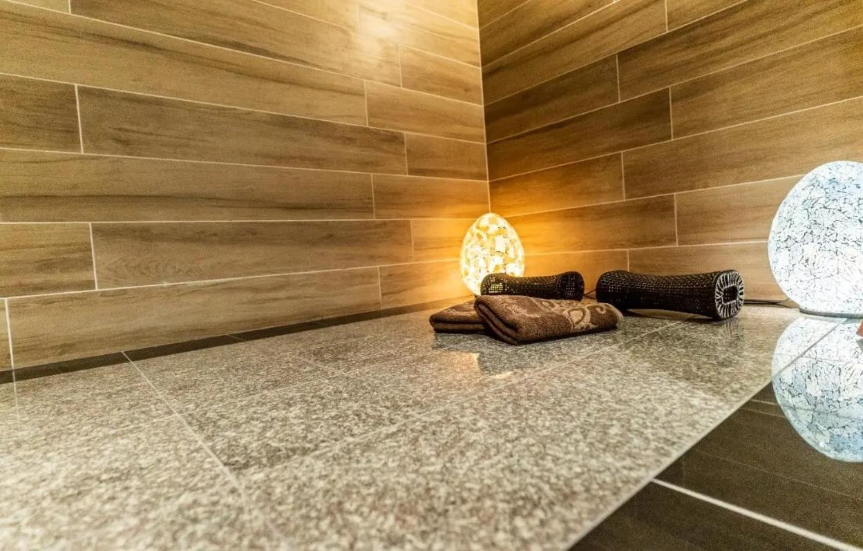 Balian Forest Ikebukuro Love hotel 3*