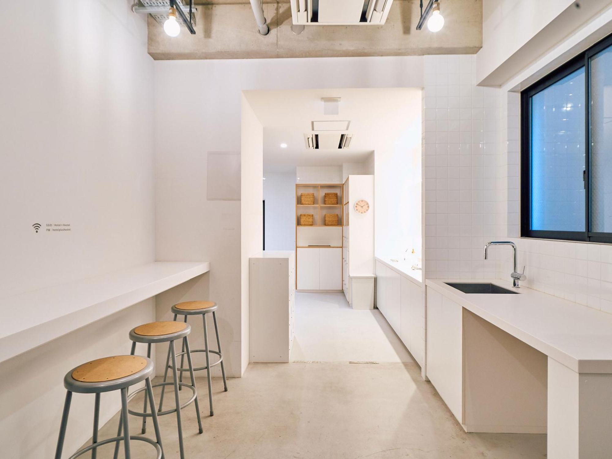 Hostel Asakusa 1 *