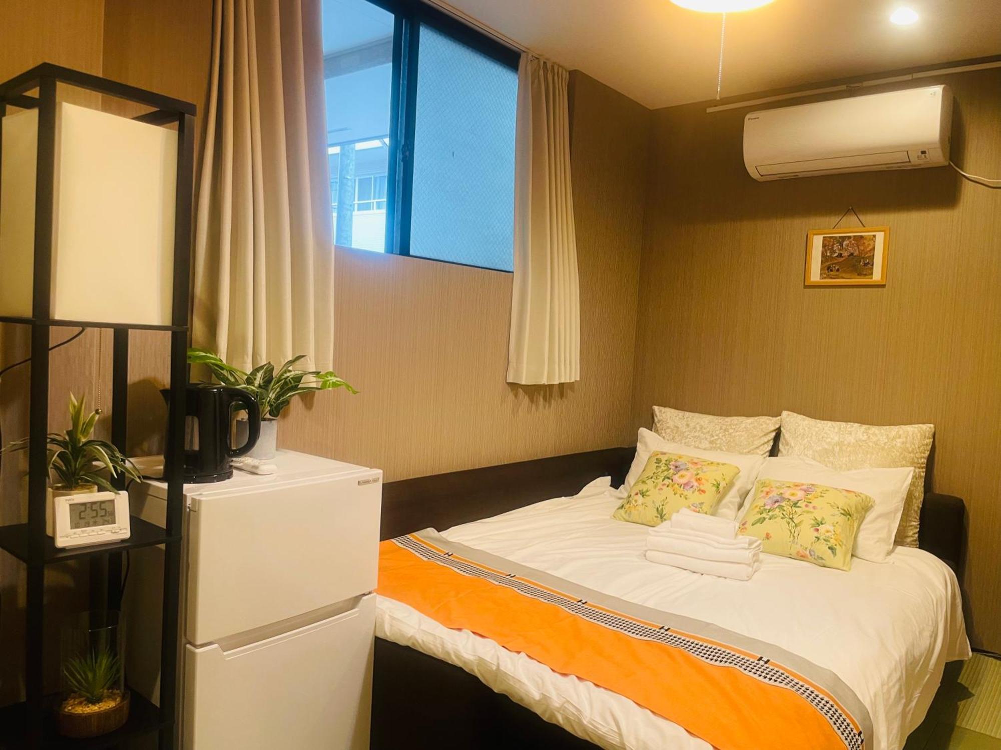 Sky House晴空塔 双人间1 带独立厕所 共用浴室 Apartment *