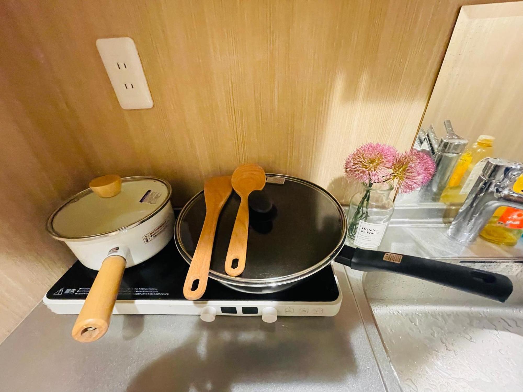 Sky House晴空塔 双人间1 带独立厕所 共用浴室 *