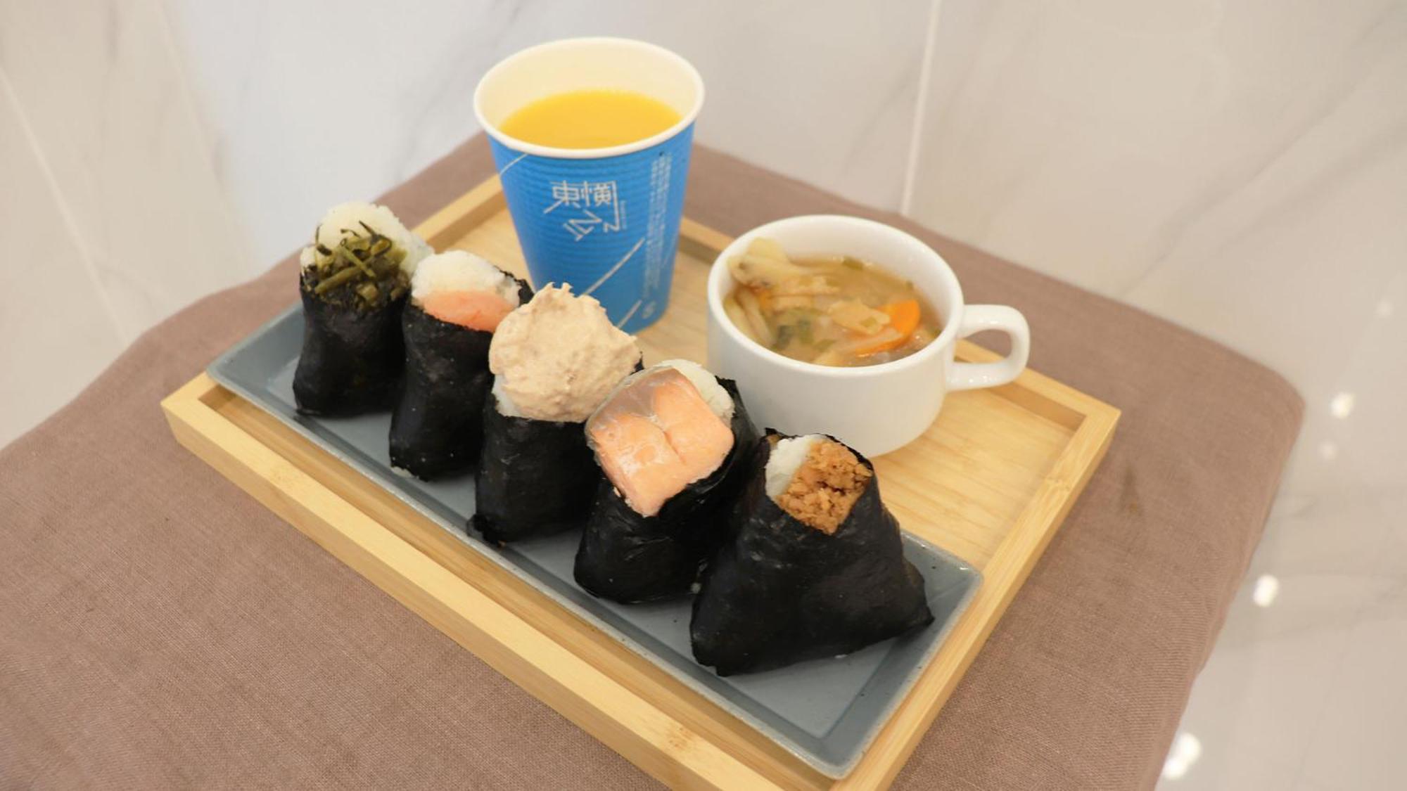 Toyoko Keihin Tohoku Sen Oji Eki Kita Guchi Hotel Tokyo