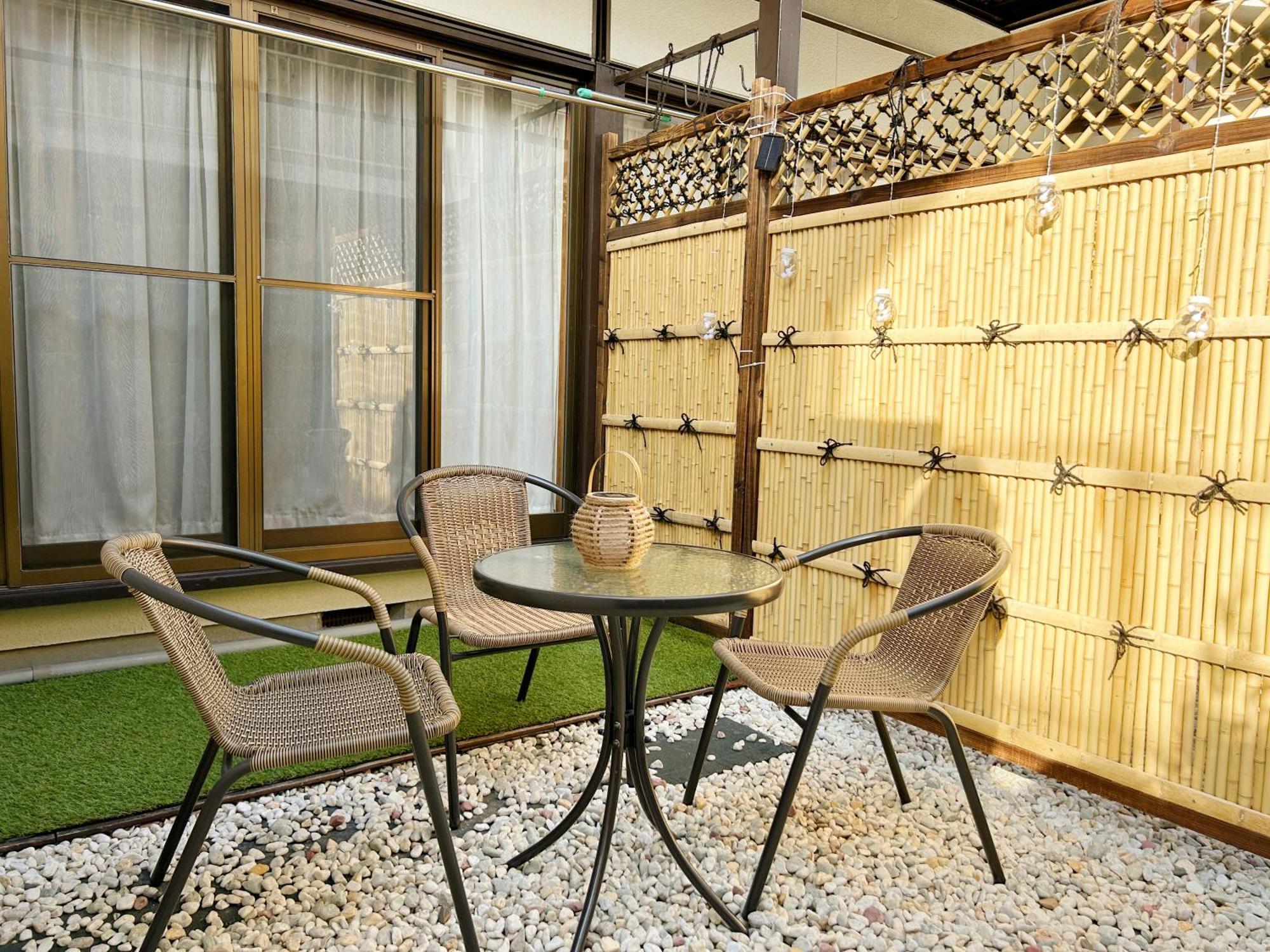 Louis House: Shinjuku-shibuya Convenience, Steps From Subway Tokyo