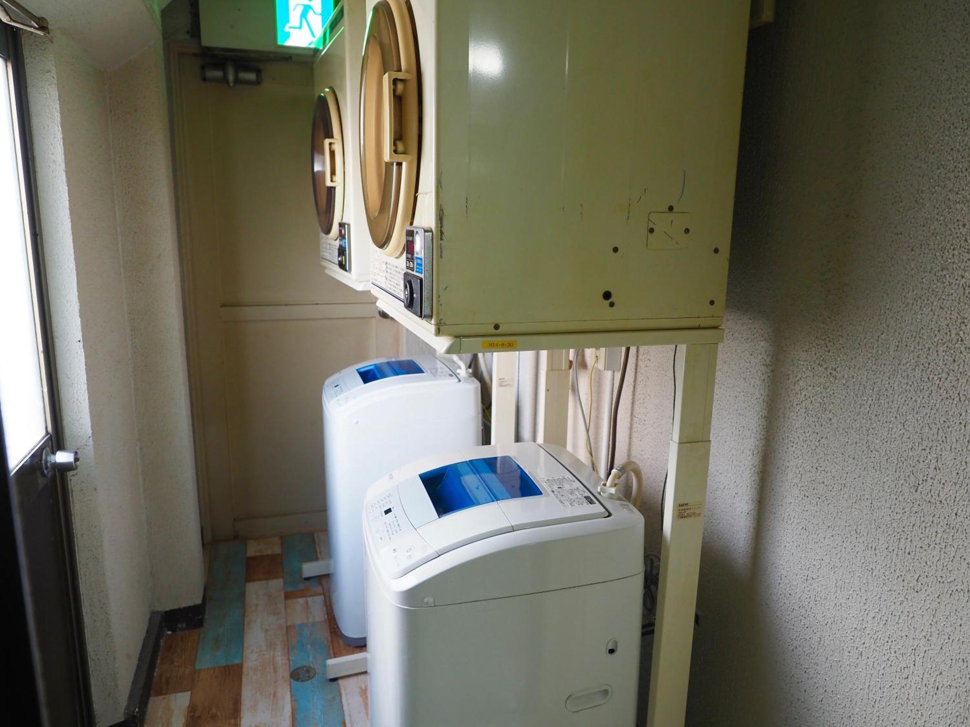 Capsule hotel Capsule Block *