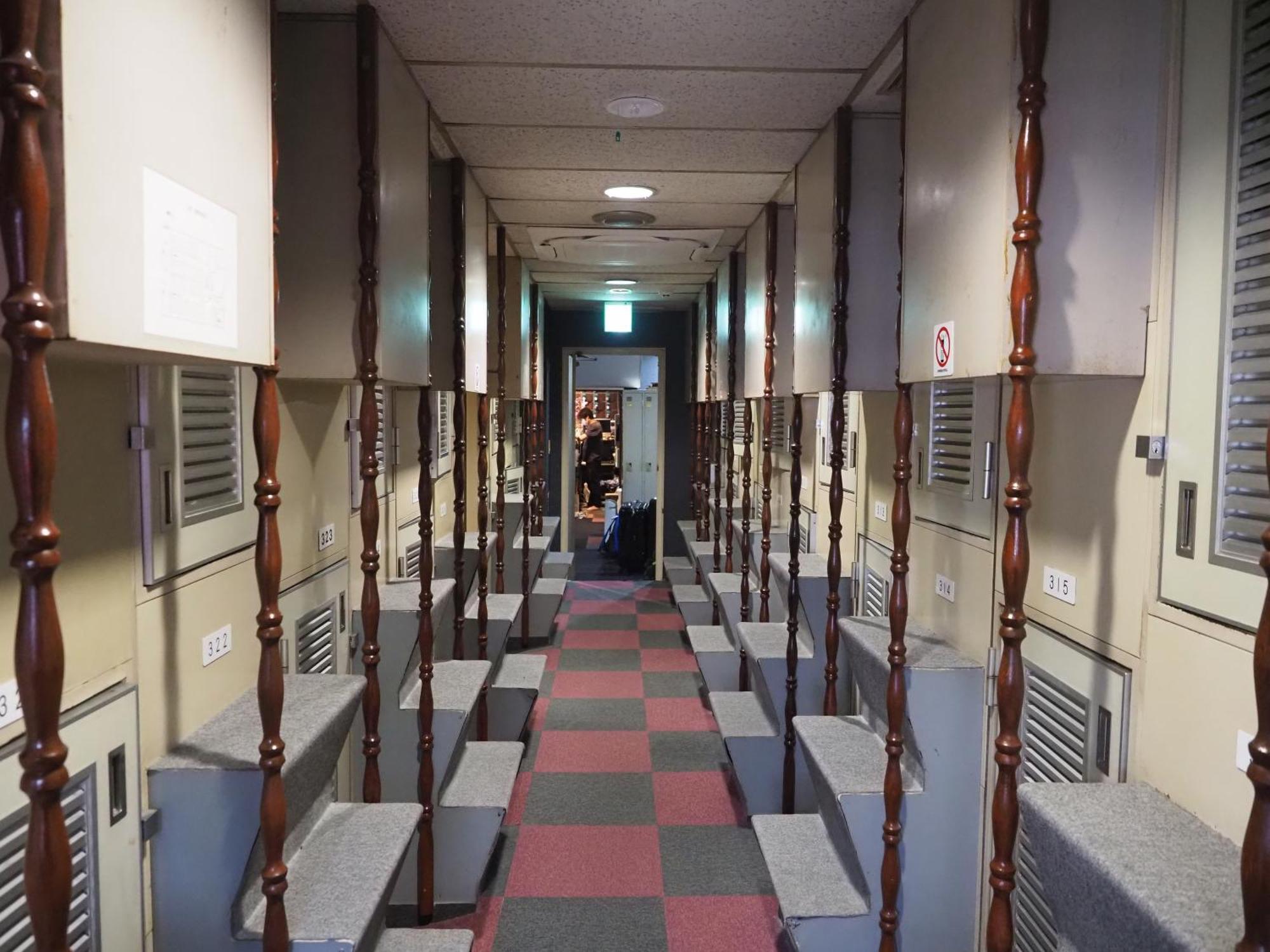 Capsule hotel Capsule Block Tokyo