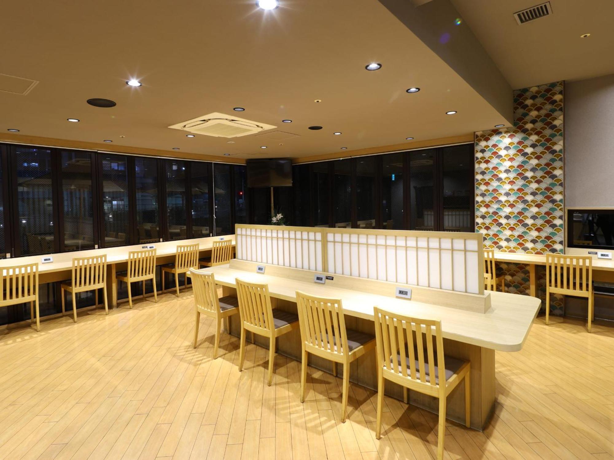 Hotel Dormy Hatchobori Hot Spring 3*