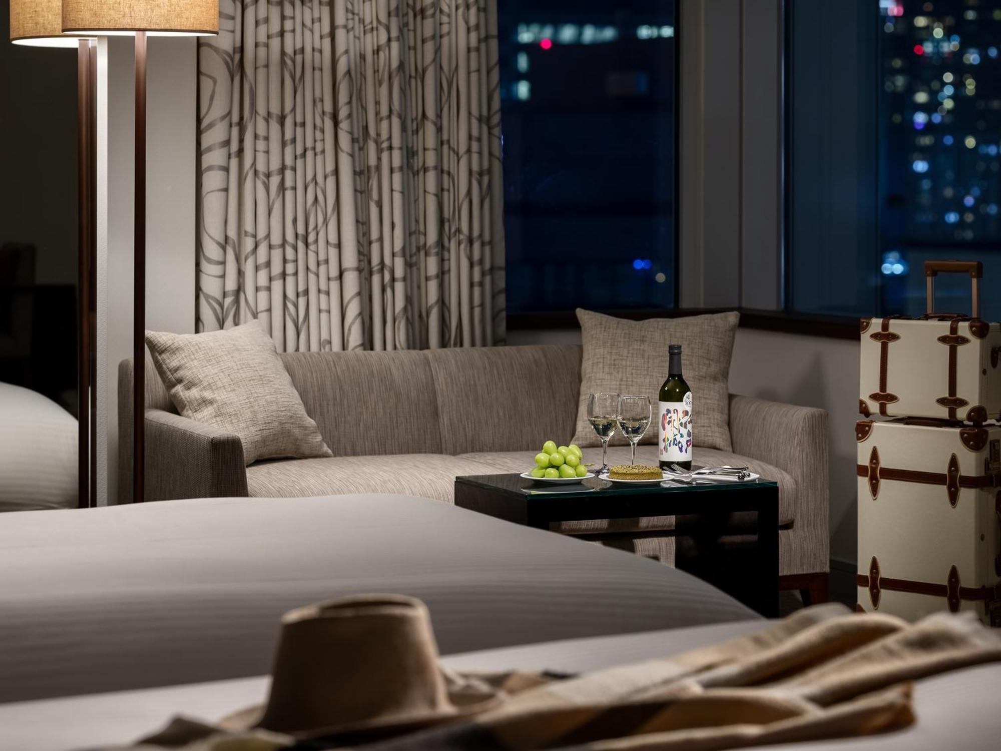 Hotel The Celestine Shiba