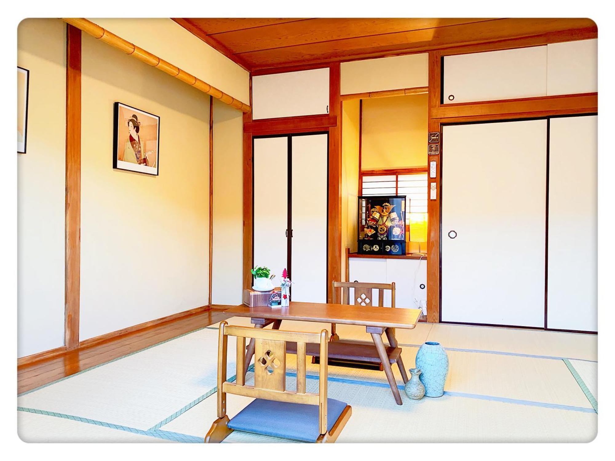 Louis House: Shinjuku-shibuya Convenience, Steps From Subway Guest house *