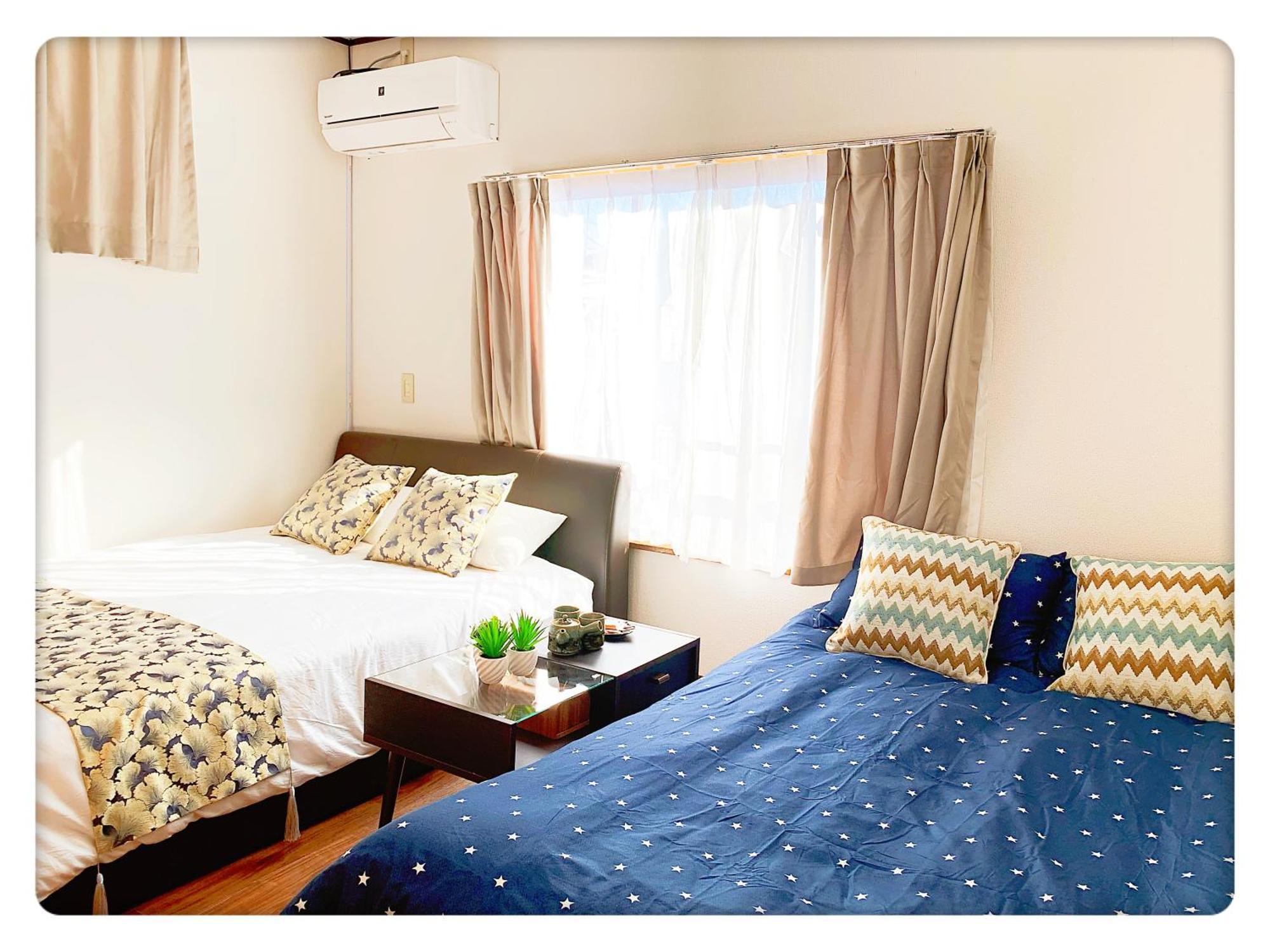 Guest house Louis House: Shinjuku-shibuya Convenience, Steps From Subway *