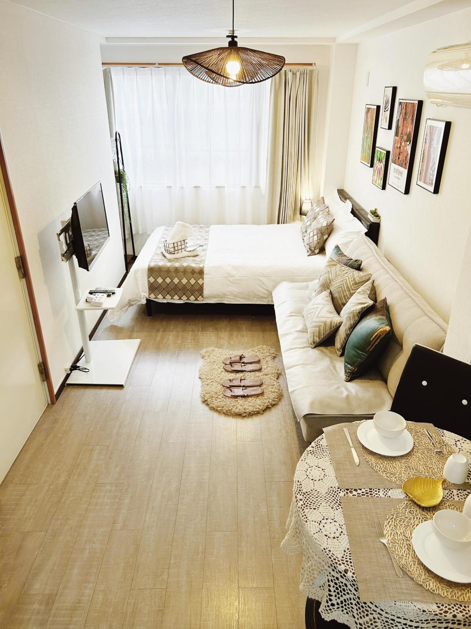 Louis House: Ueno Oasis Near Yamanote Line Tokyo