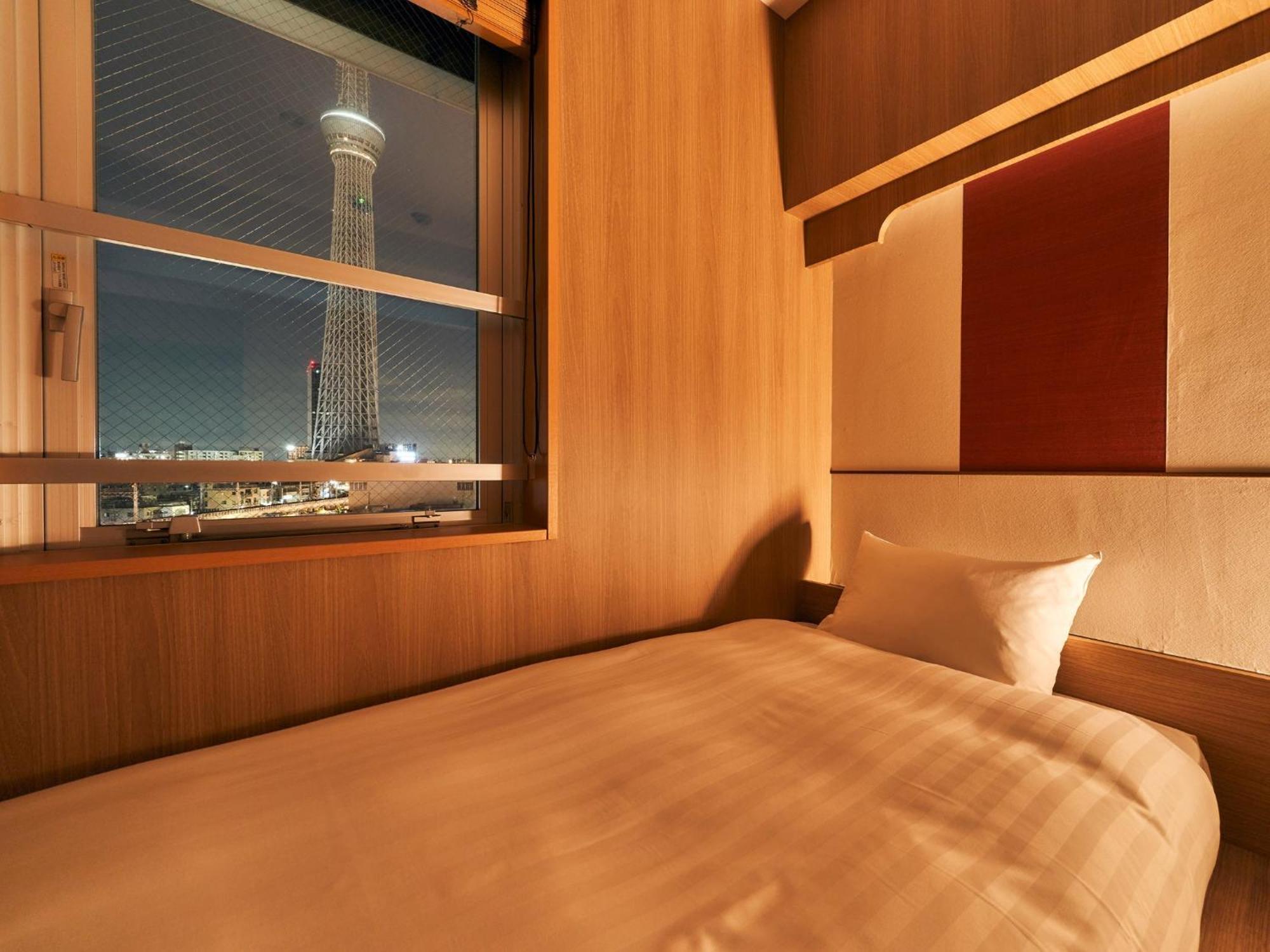 Rakuten Asakusa Twin Guest house Tokyo