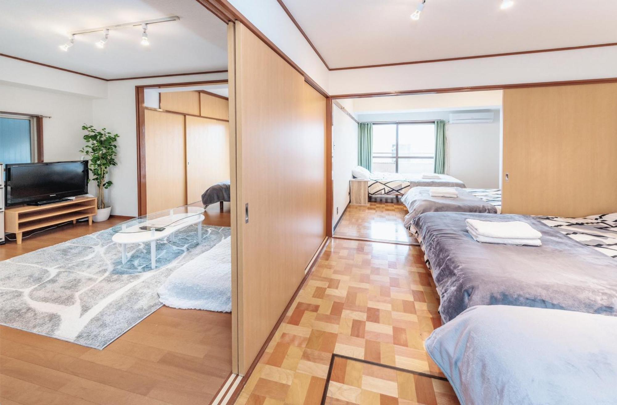Apartment 四谷松本館ビル