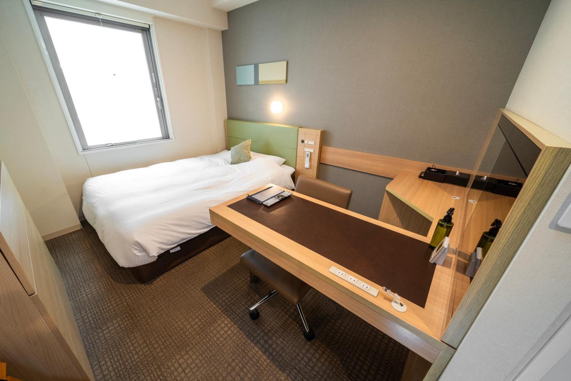 Hotel Super Premier Station Yaesu-chuoguchi 3*