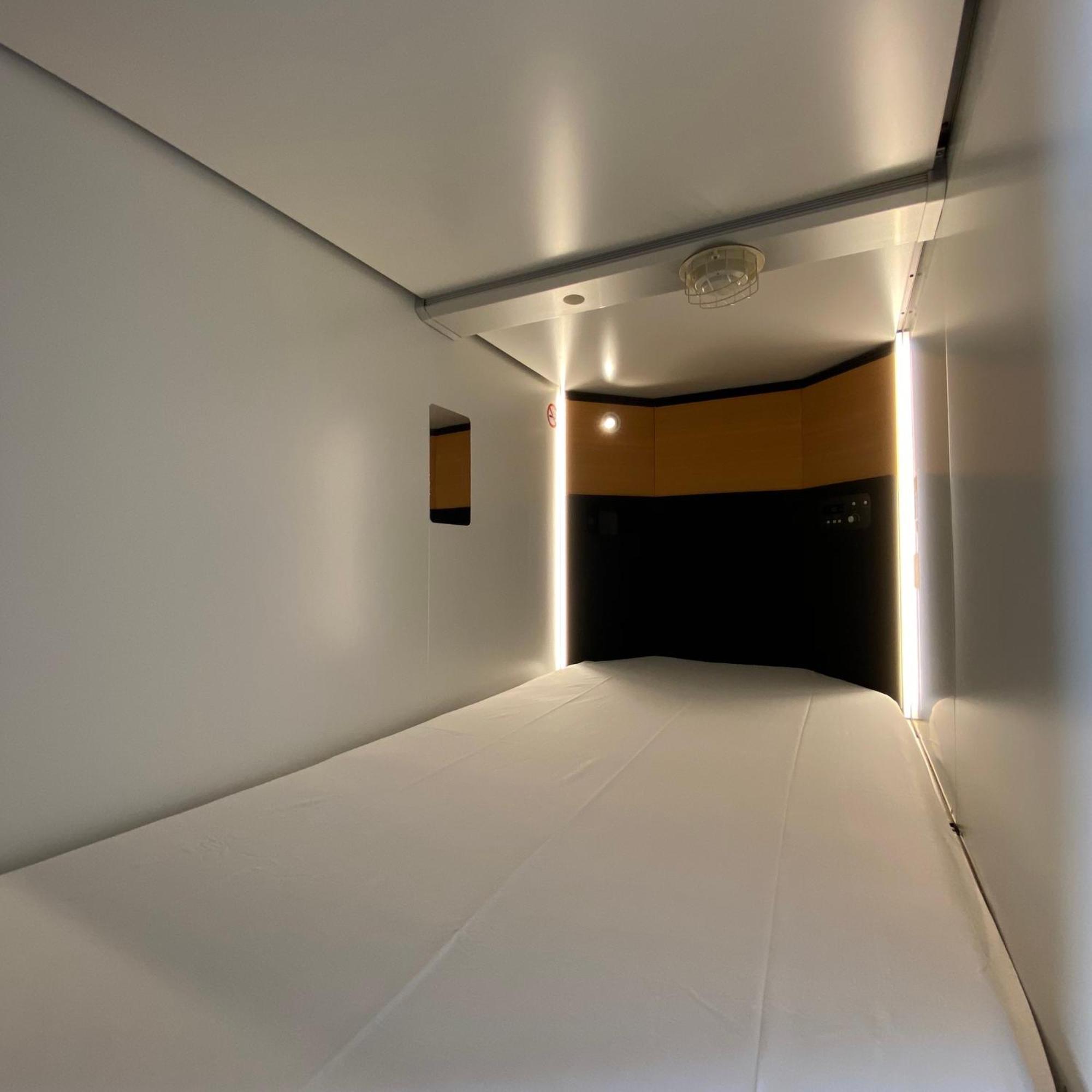 Capsule hotel Nadeshiko Hotel Tokyo Shibuya By Unito Female-Only *