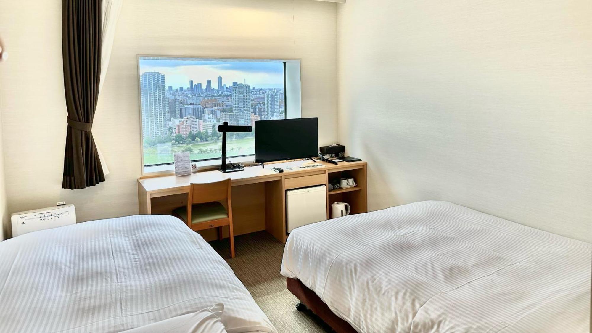 Crown Hills Ueno Premier 3*