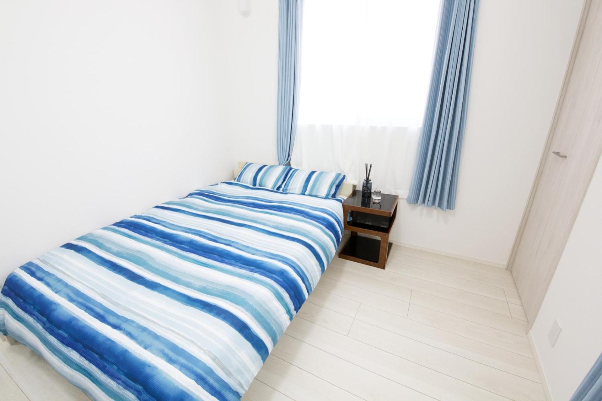 Aries Nishi-shinjuku 302 Apartment Tokyo