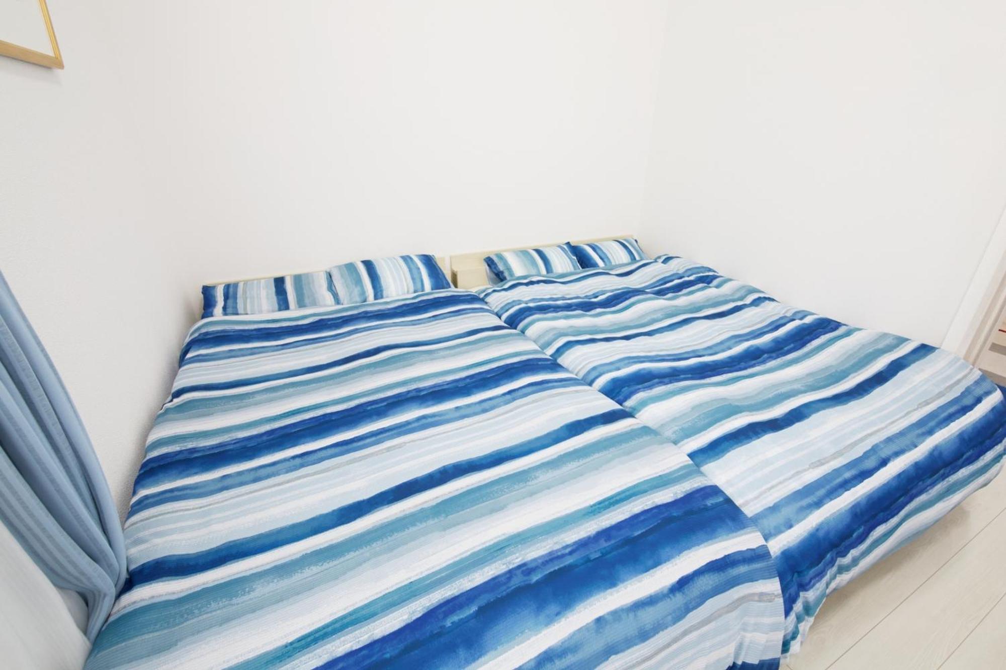 Aries Nishi-shinjuku 302 Apartment Tokyo