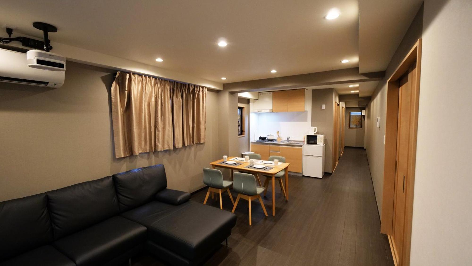 Apartment 7ppl Shinjuku Gyoen丶 National Garden丶 Kabukicho丶 Shinjuku Station丶 Golden Gai丶 Metropolitan Government Building Yos4 Tokyo