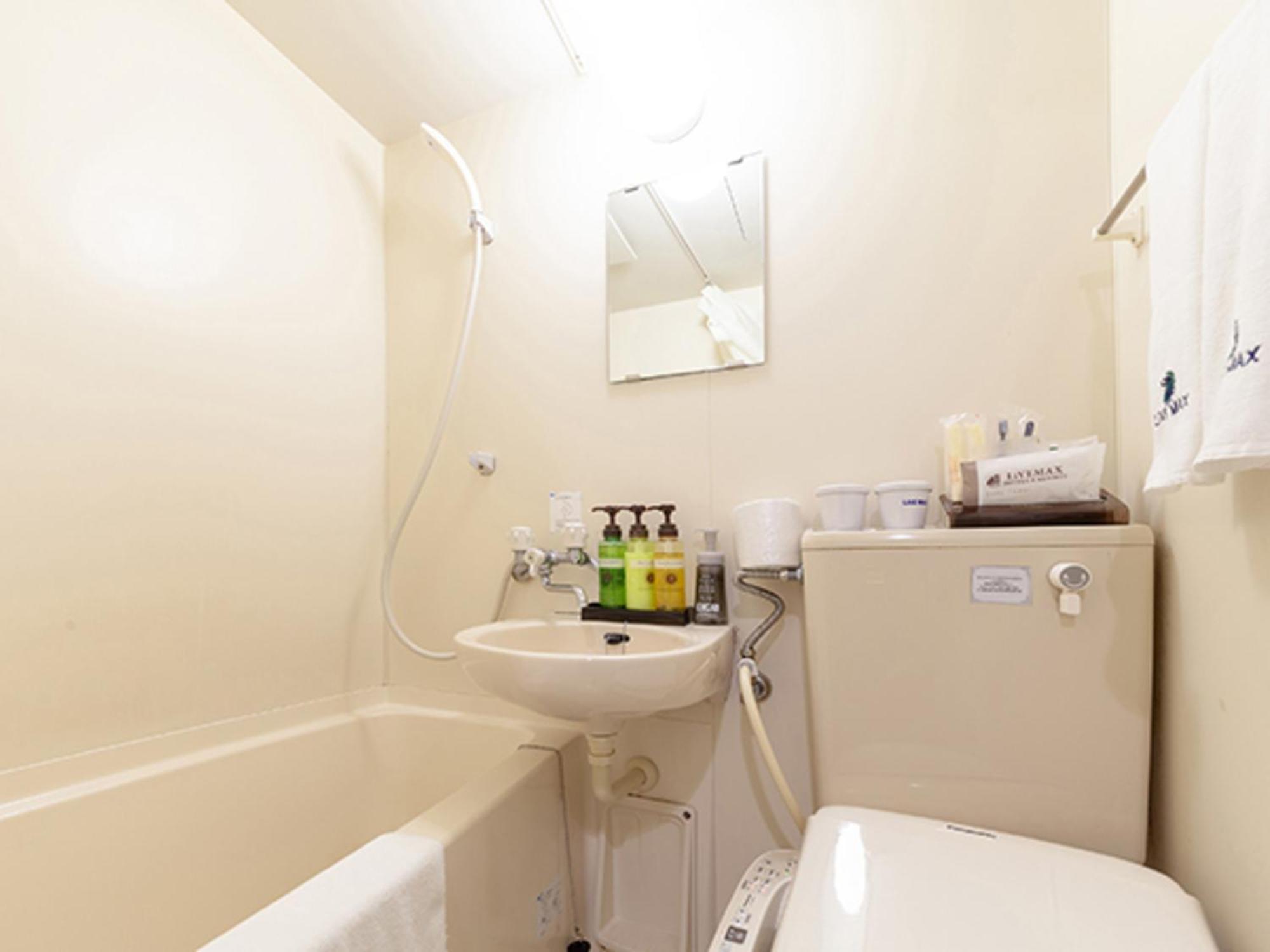 Livemax Budget Nippori Hotel 2*