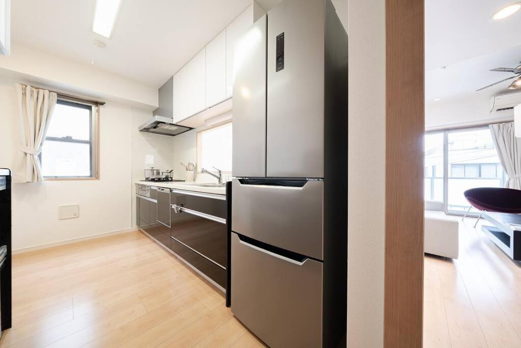 Generous Forest 301 Apartment