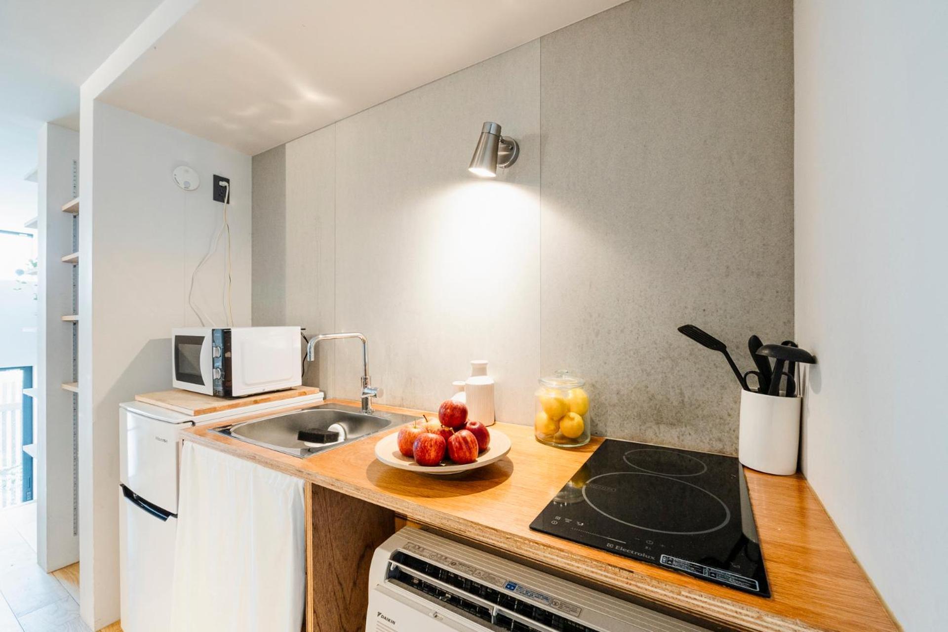 Ririleo Koenji Apartment