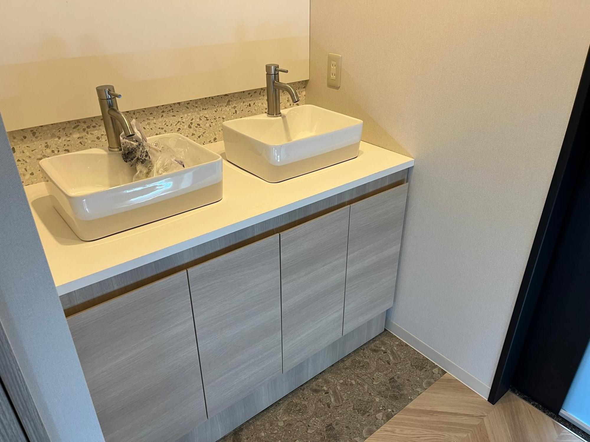 Hotel Business Legato