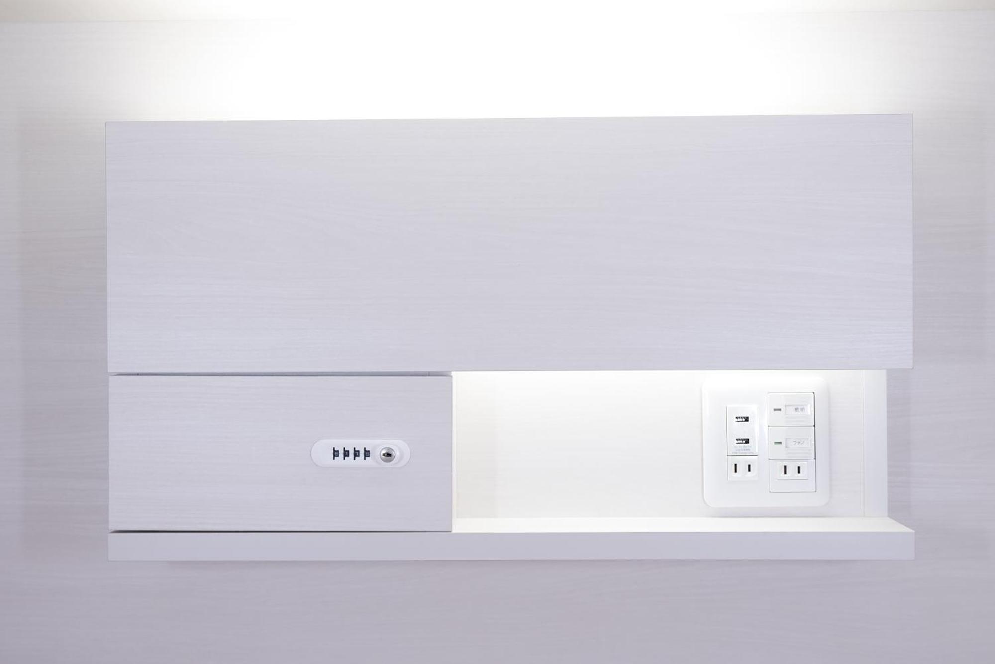 Capsule hotel Tomariya Ueno *