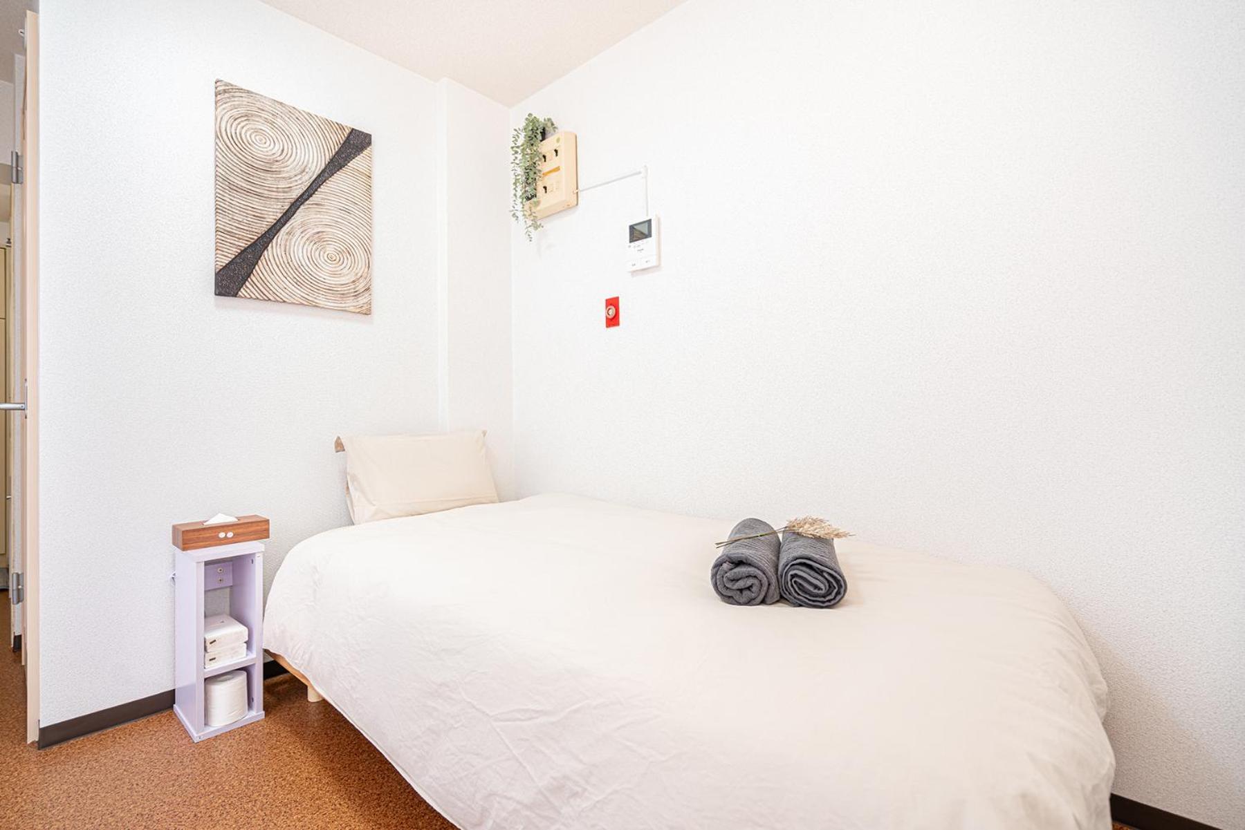 新宿歌舞伎町東新宿站3分钟，徒步伊势丹4分钟免费wi-fi！ Apartment