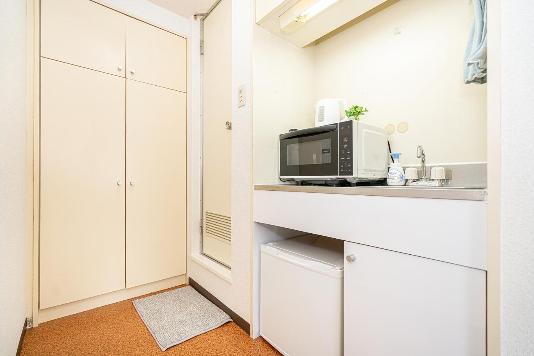 新宿歌舞伎町東新宿站3分钟，徒步伊势丹4分钟免费wi-fi！ Apartment *