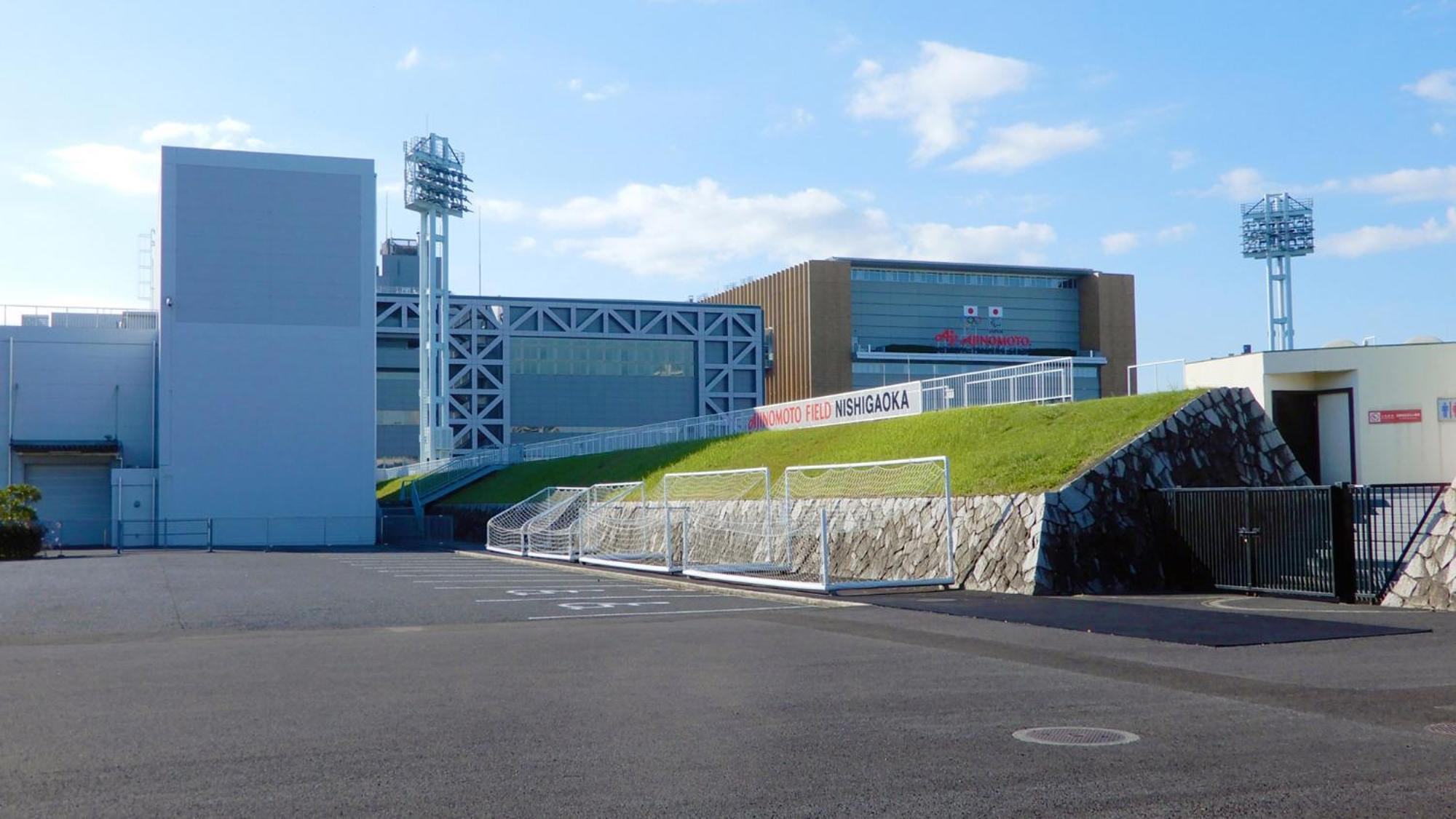 Toyoko Keihin Tohoku Sen Oji Eki Kita Guchi Tokyo