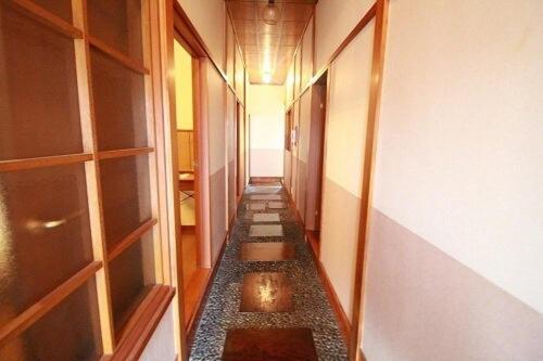 高級料亭のような雰囲気の宿。駅徒歩1分。最大21名様。友人や家族との素敵な時間に。無料wi-fi。 * Tokyo