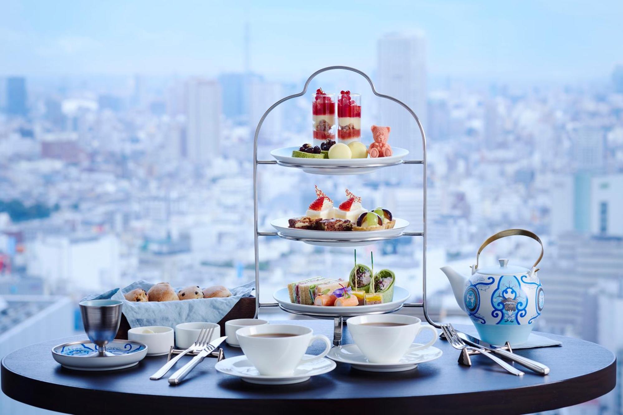Hotel Keio Plaza 5*