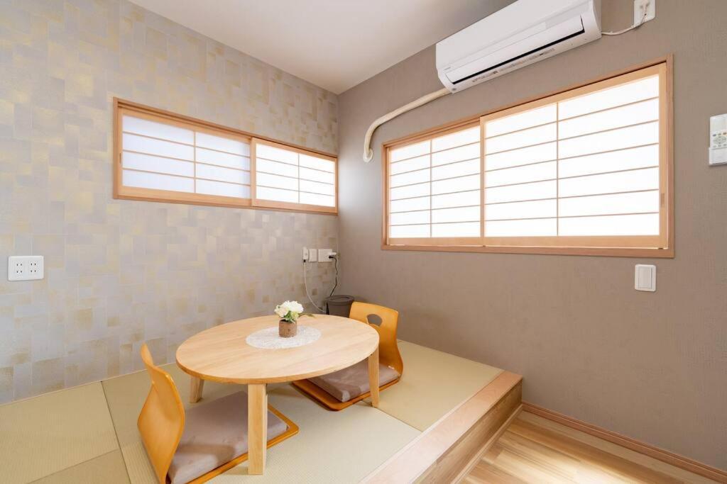 Cocohouse / Free Coffee / 3min Walk From The Station