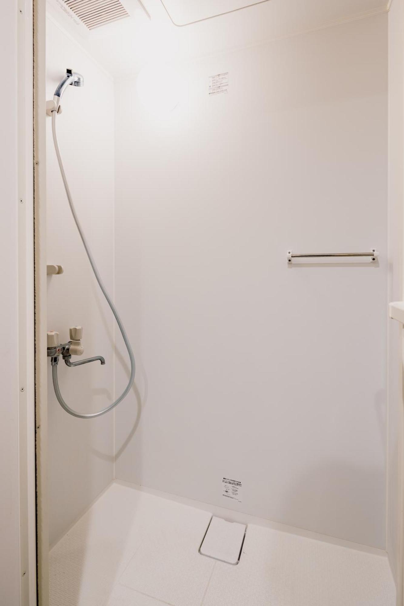Apartment Eminaz Minami Otsuka 2f Tokyo