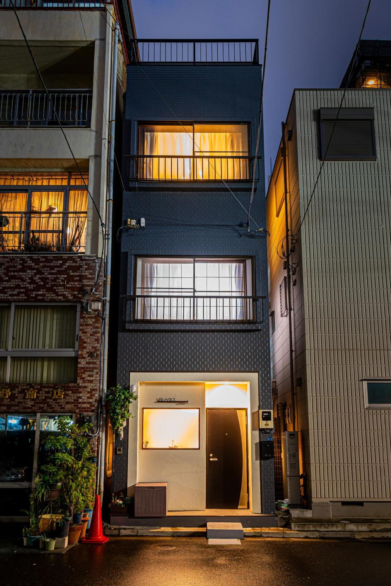旭 ハウス　asahi House Apartment