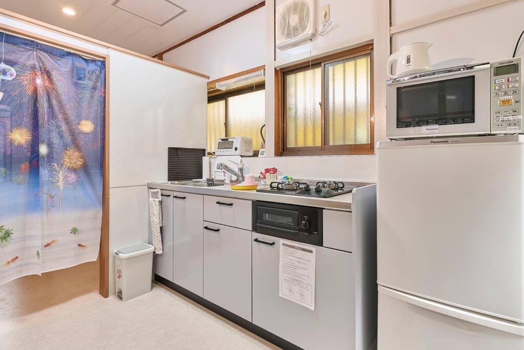 Apartment New！貸切アパート２dk４４㎡　駅２分渋谷駅電車１５分　コンビニ公園５秒dベッド３台高速wifi *