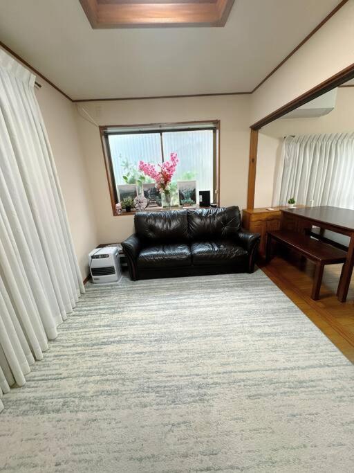 3 Bedrooms Entire House Apartment Tokyo