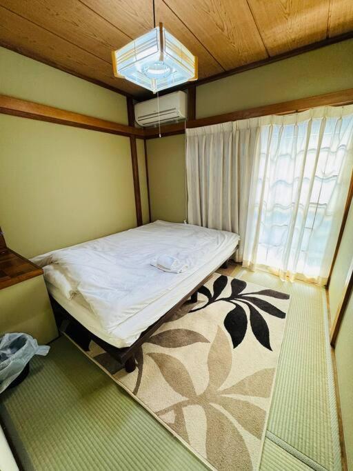 Apartment 3 Bedrooms Entire House