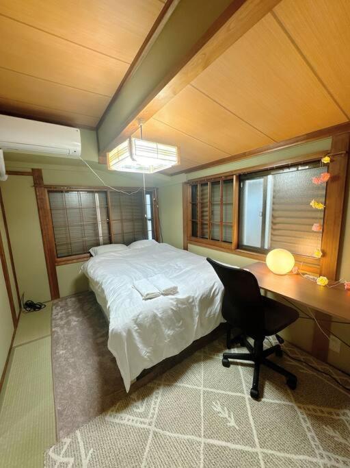 Apartment 3 Bedrooms Entire House