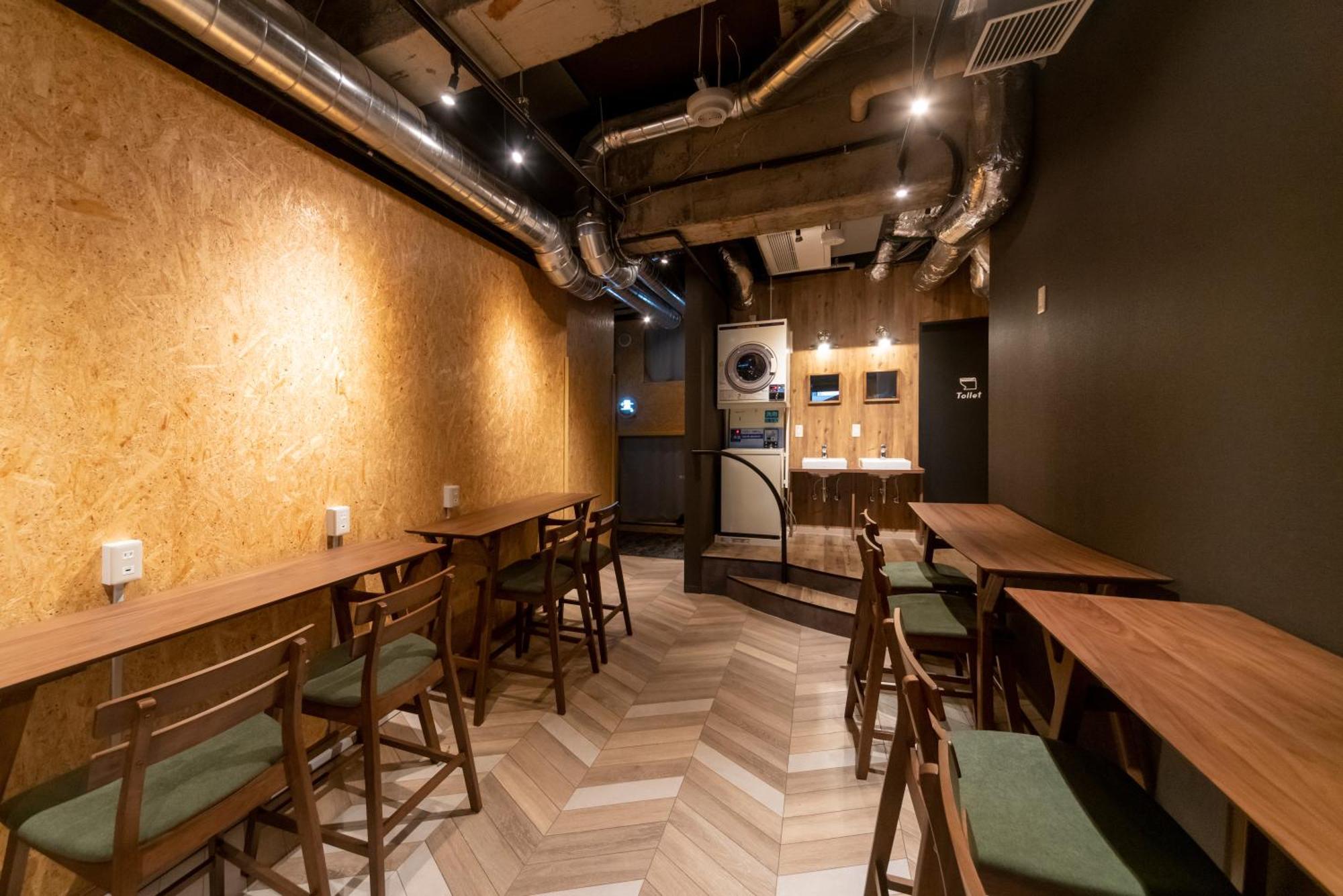 Capsule hotel Eegee Kamata
