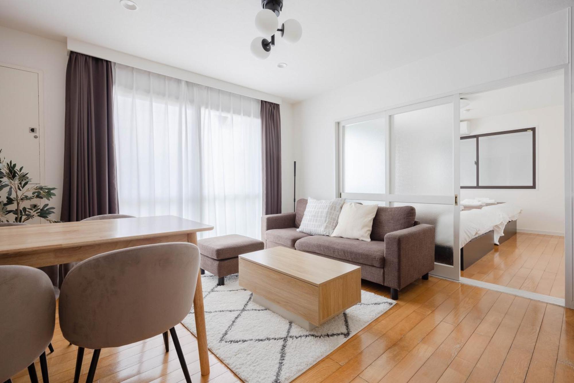 Apartment T's House Tokyo