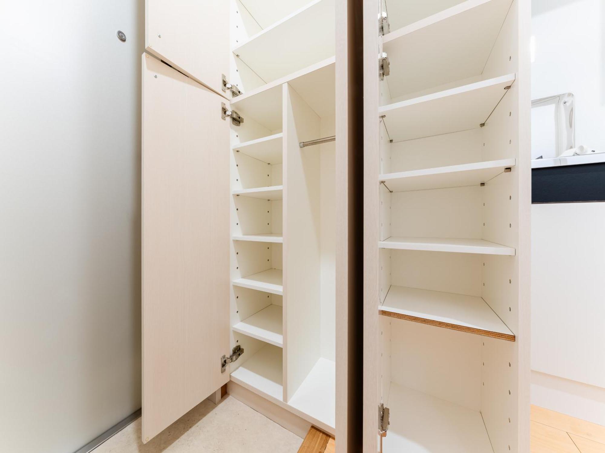 Shinjuku/shin-okubo Sta 2min Walk/kabukicho 5 Min Apartment Tokyo