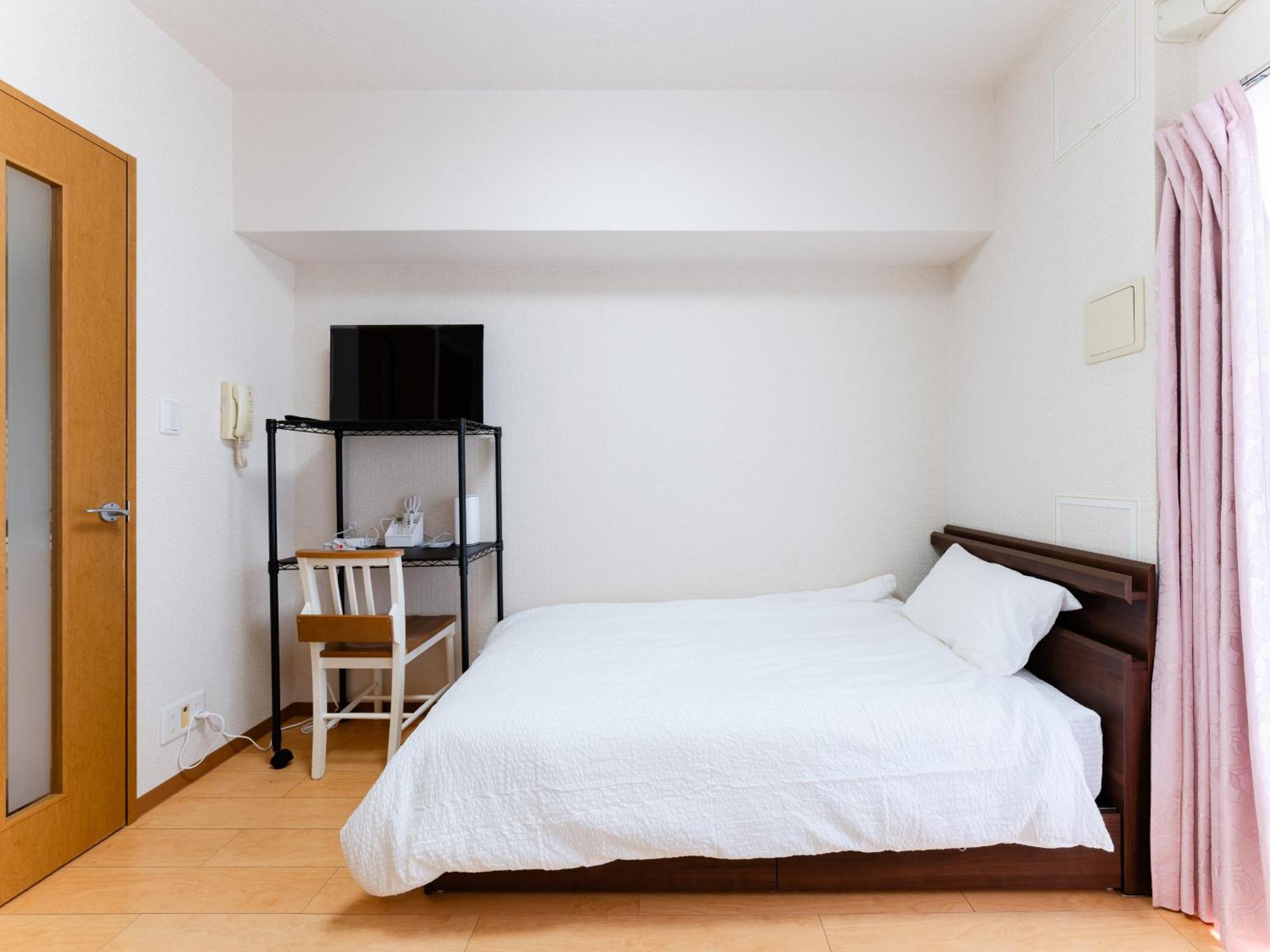 Shin-okubo Sta・1 Min Walk/　shinjuku Sta 2min/　switch * Tokyo