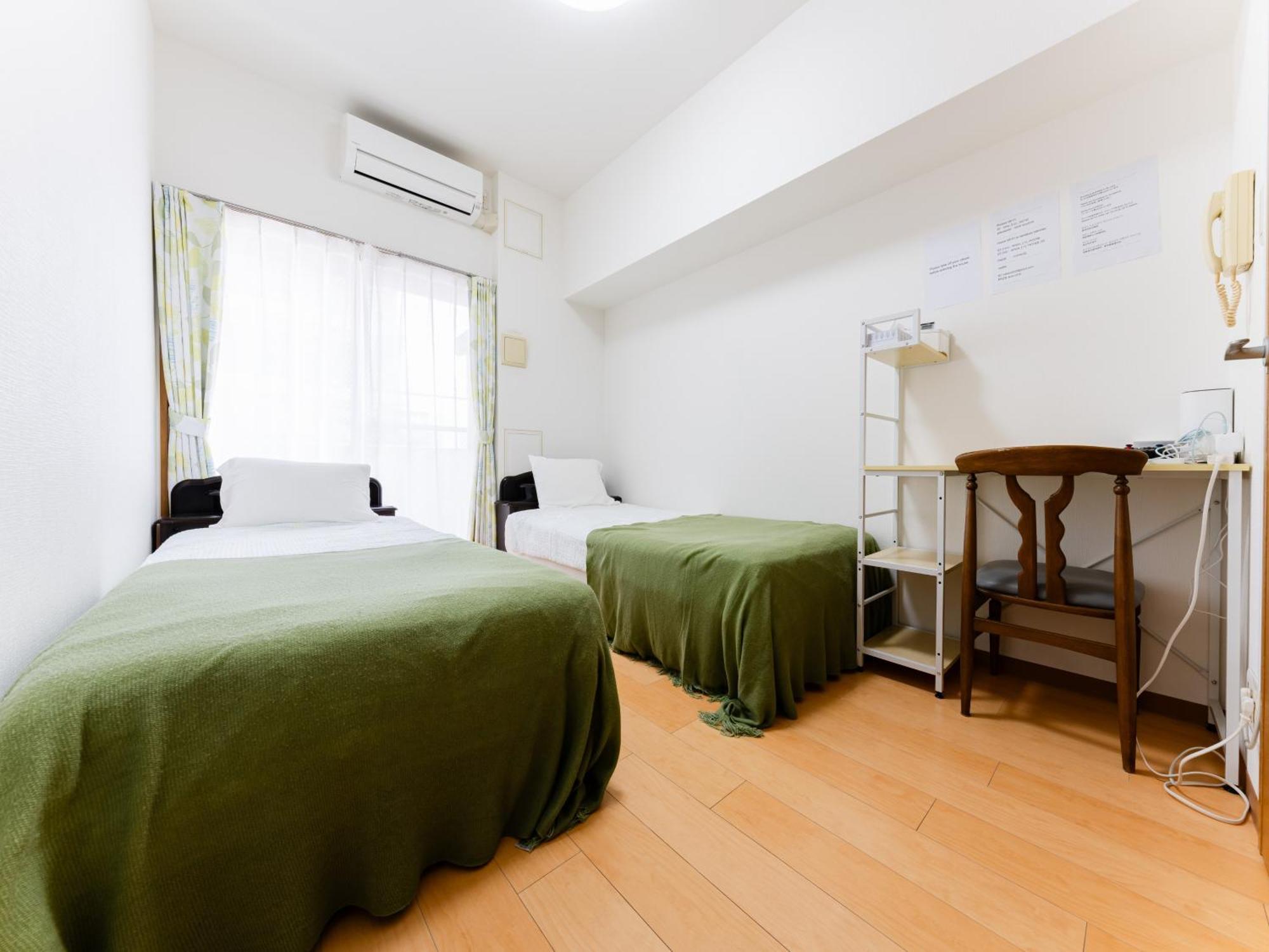 Shin-okubo Sta・1 Min Walk/　shinjuku Sta 2min/　switch Apartment