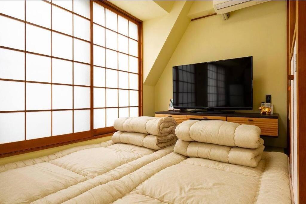 Apartment 7th Floor Apartment: Airport-accessible Urban Retreat Tokyo
