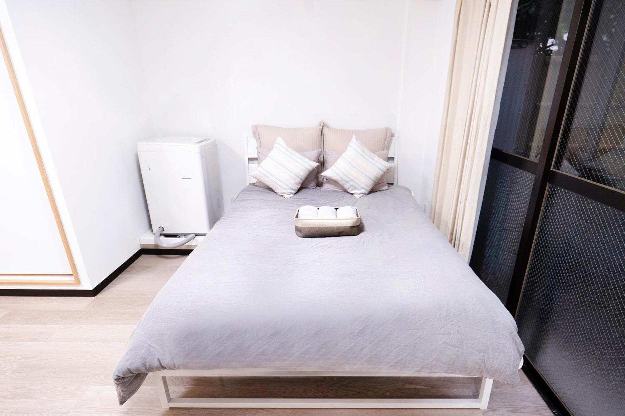 Apartment 7ppl Shinjuku Gyoen丶 National Garden丶 Kabukicho丶 Shinjuku Station丶 Golden Gai丶 Metropolitan Government Building Yoe-4