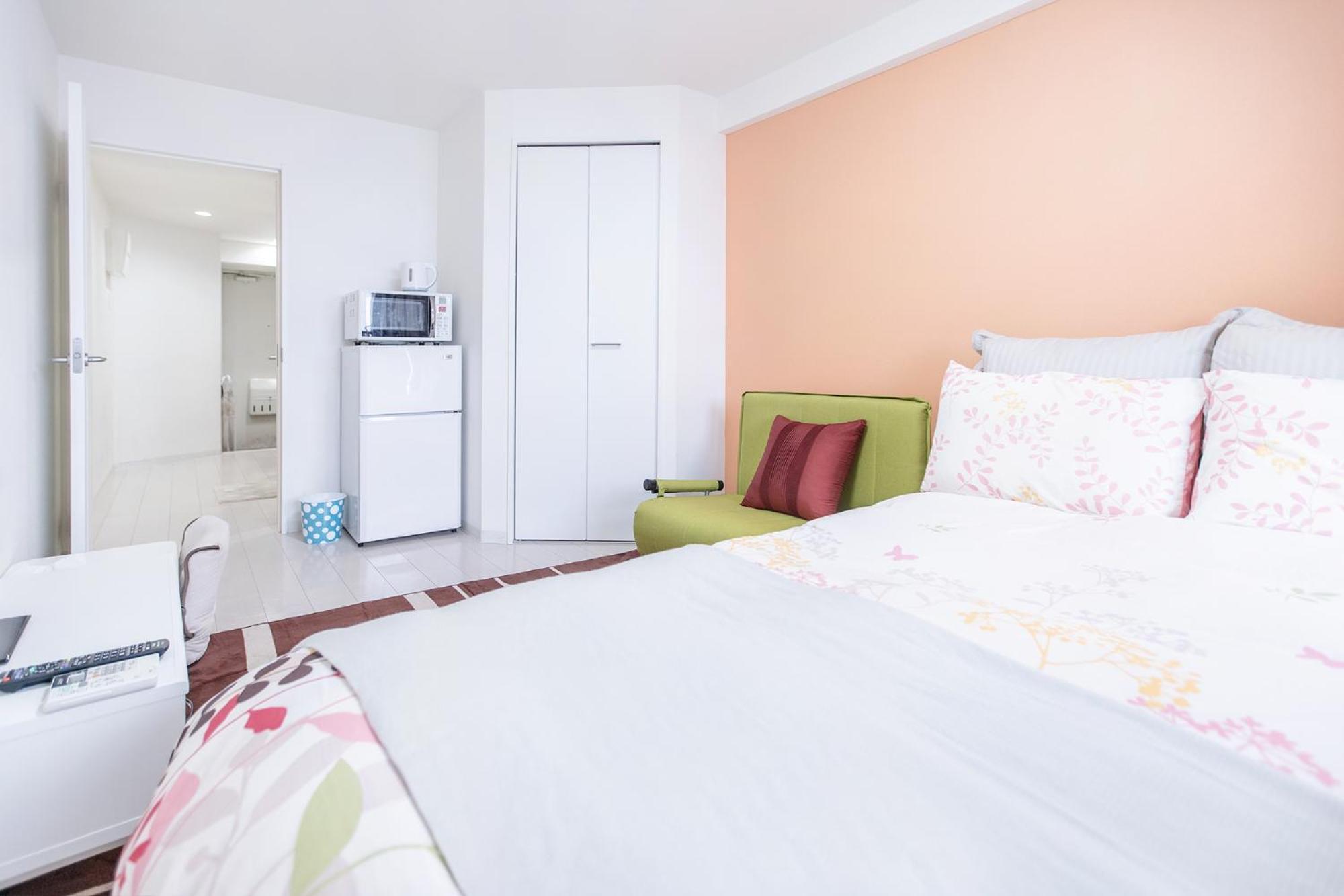 Shinjuku Retreat: Local Experience Near Higashi-shinjuku Station * Tokyo