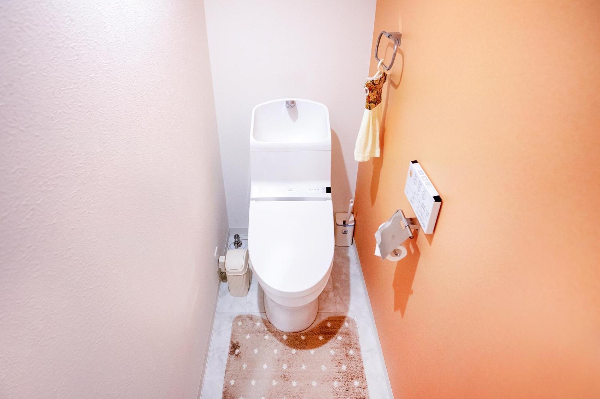Shinjuku Retreat: Local Experience Near Higashi-shinjuku Station Apartment